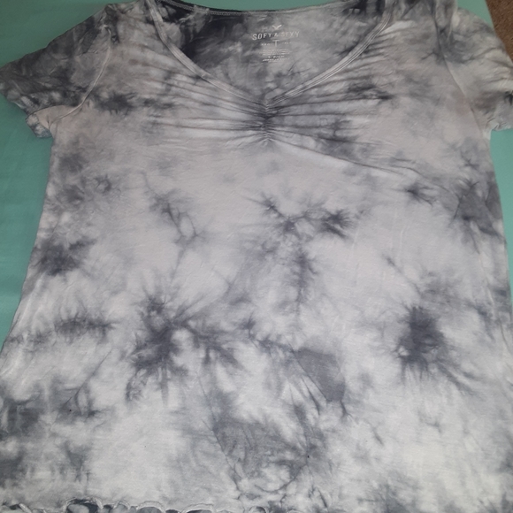 Set of 3 tee shirt tops, womens sz small - Picture 4 of 7